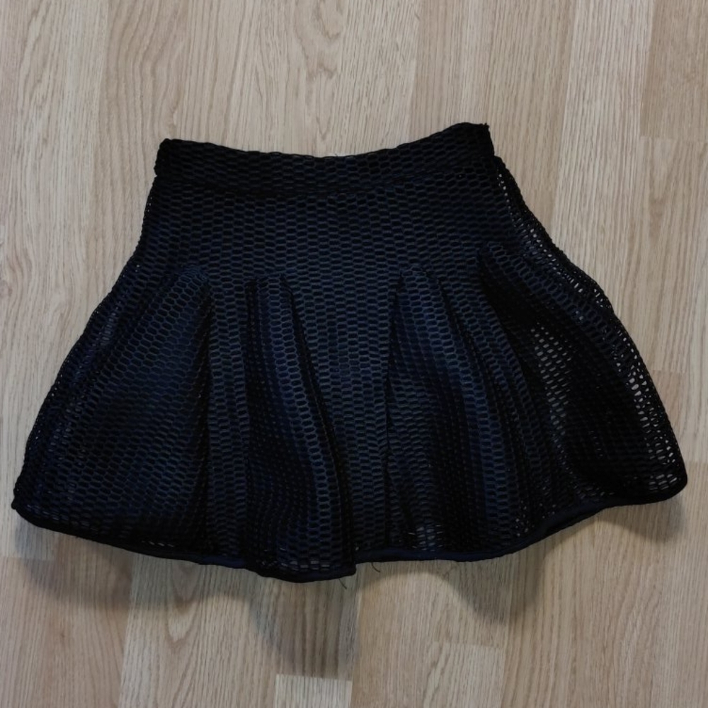 btween Girls Black Mesh Skirt. Monotone Textured